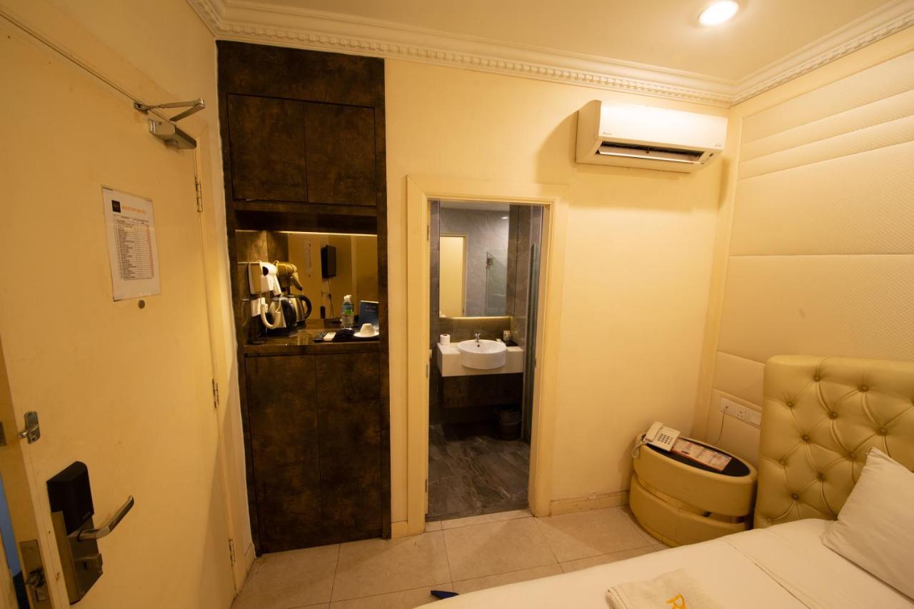 ג'והור בהרו Ritzton Hotel מראה חיצוני תמונה