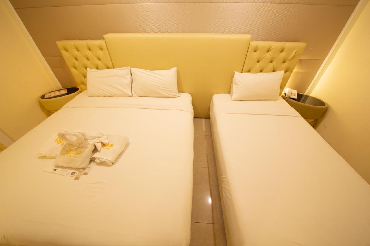 ג'והור בהרו Ritzton Hotel מראה חיצוני תמונה