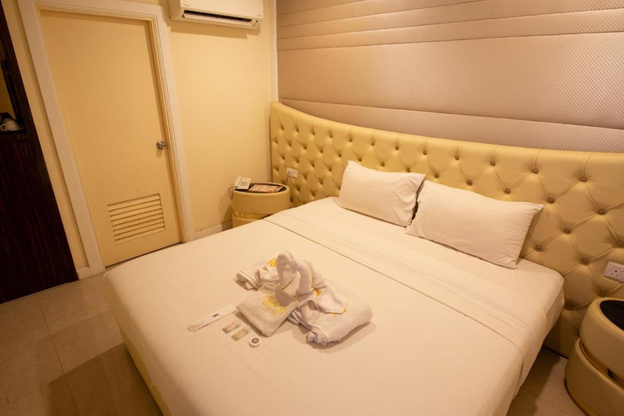 ג'והור בהרו Ritzton Hotel מראה חיצוני תמונה