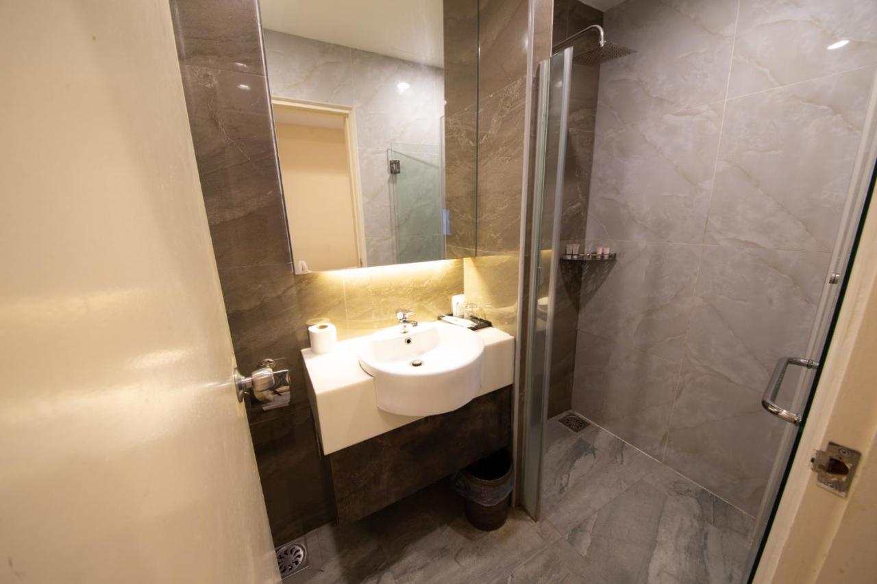 ג'והור בהרו Ritzton Hotel מראה חיצוני תמונה