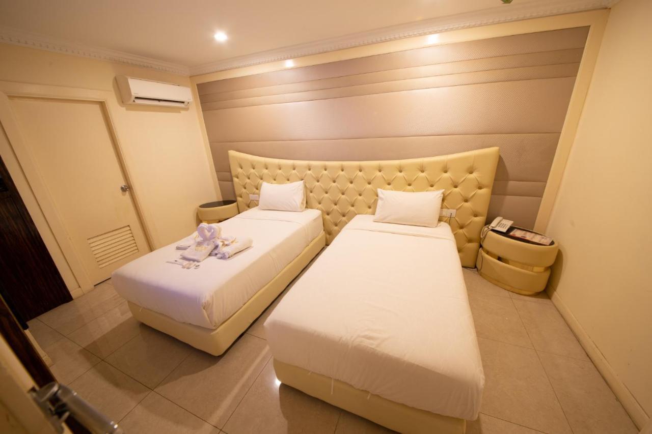 ג'והור בהרו Ritzton Hotel מראה חיצוני תמונה