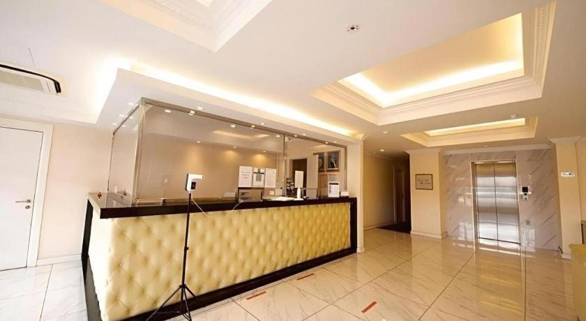 ג'והור בהרו Ritzton Hotel מראה חיצוני תמונה