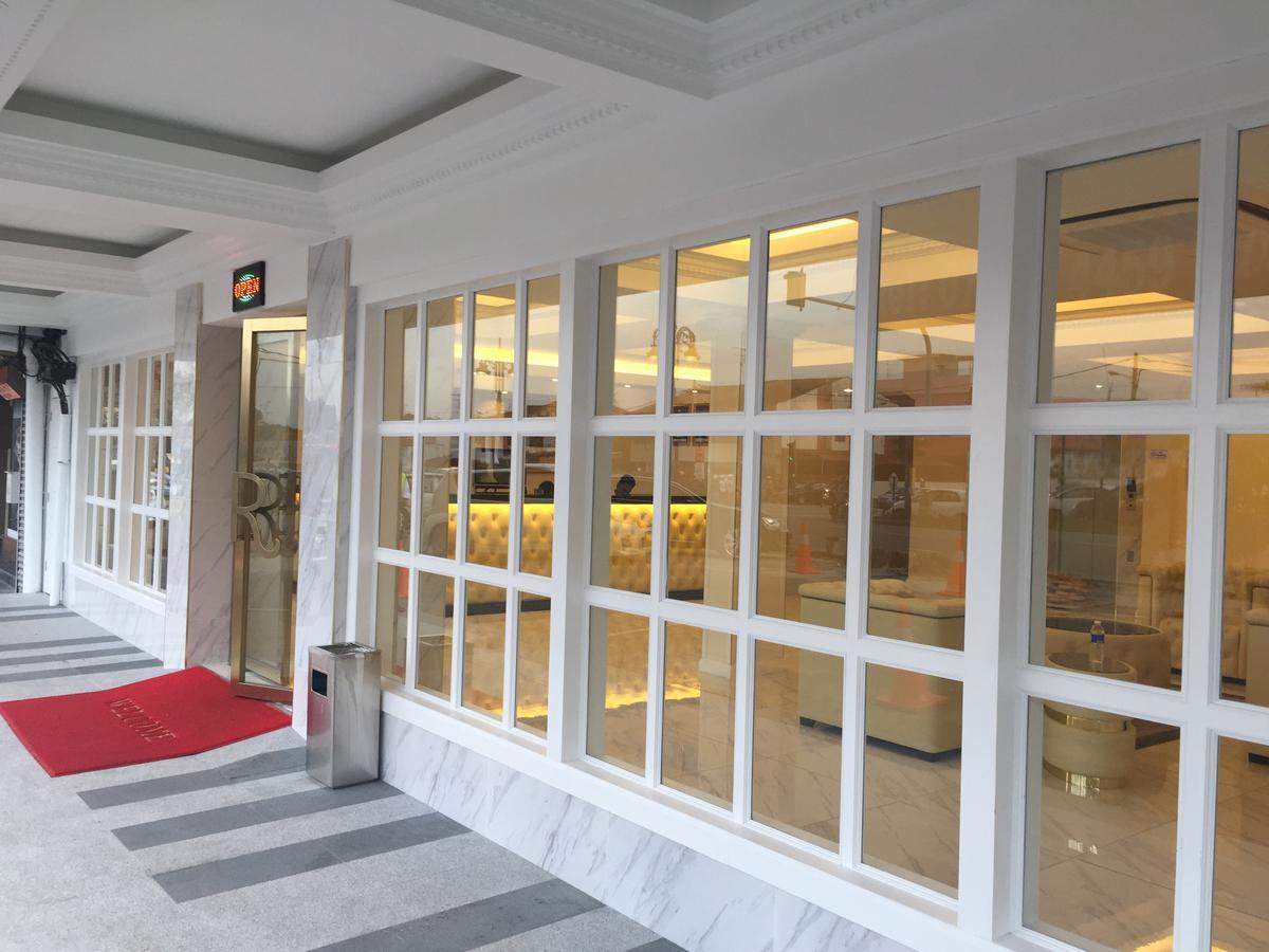 ג'והור בהרו Ritzton Hotel מראה חיצוני תמונה